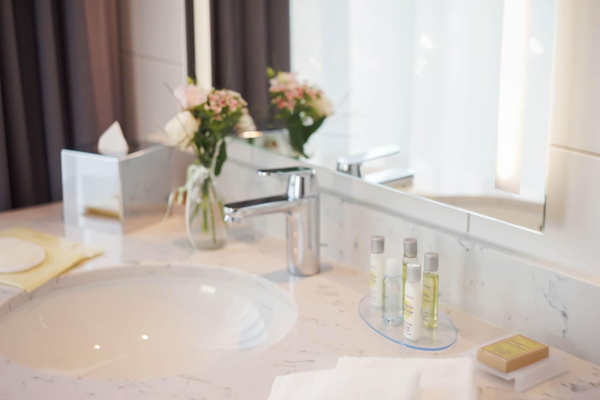 Hilton Garden Inn Zurich Limmattal Spreitenbach Eksteriør billede