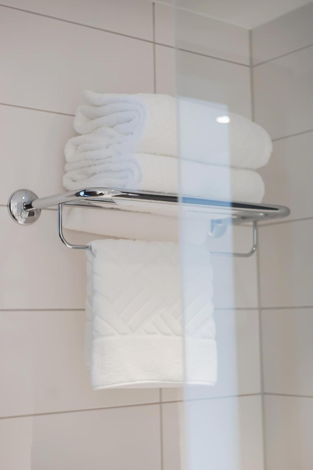 Hilton Garden Inn Zurich Limmattal Spreitenbach Eksteriør billede
